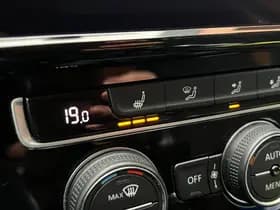 Volkswagen Golf 1.0TSI Highline Massage Navi Bluetooth PDC thumbnail 19