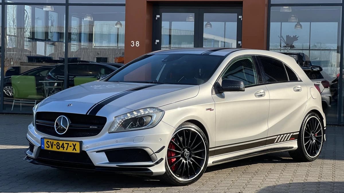 Mercedes-Benz A klasse AMG45 4MATIC Schaalstoel Driverspack — foto 1