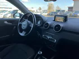 Audi A1 Sportback 1.0TFSI S-line Cruise Navi Bluetooth Isofix thumbnail 12