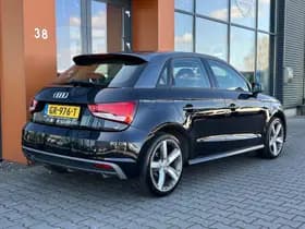 Audi A1 Sportback 1.0TFSI S-line Cruise Navi Bluetooth Isofix thumbnail 8