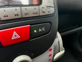 Citroën C1 1.0-12V Airco Isofix Elek. ramen Aux APK 02-2027 thumbnail 15