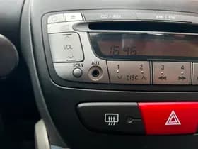 Citroën C1 1.0-12V Airco Isofix Elek. ramen Aux APK 02-2027 thumbnail 17