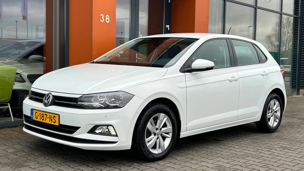 Volkswagen Polo 1.0 TSI Navi LED Carplay DAB ACC PDC Clima — foto 1