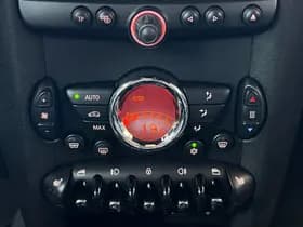 Mini Mini 1.6 JCW 6BAK Clima Stoelverw. Navi Cruise Isofix thumbnail 13