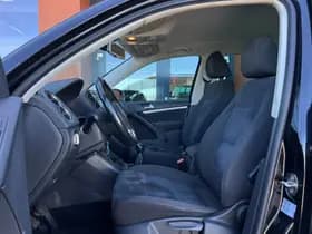 Volkswagen Tiguan 1.4TSI R-design Xenon Trekhaak PDC Cruise thumbnail 4