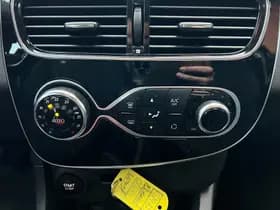 Renault Clio thumbnail 15