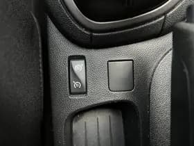 Renault Clio thumbnail 19