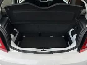 Volkswagen Up thumbnail 11