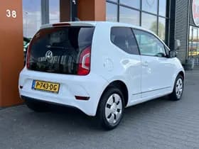 Volkswagen Up thumbnail 9