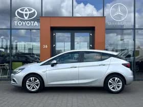 Opel Astra thumbnail 2