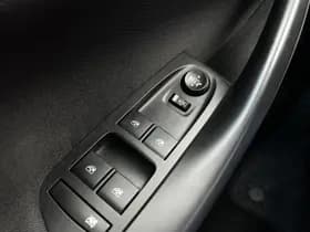 Opel Astra thumbnail 17