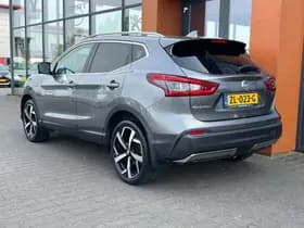 Nissan Qashqai thumbnail 3