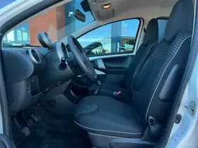 Peugeot 107 thumbnail 4