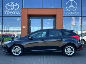 Ford Focus thumbnail 2