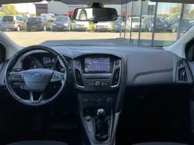 Ford Focus thumbnail 12