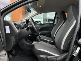 Toyota Aygo thumbnail 3
