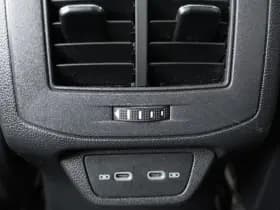 Volkswagen T-Roc 1.5 TSI 150pk Sport Panoramadak thumbnail 14