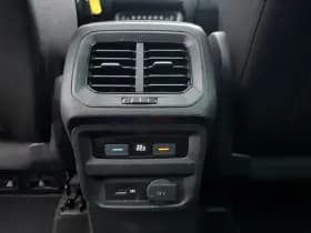 Volkswagen Tiguan Tiguan 1.5 TSI 150pk ACT Highline Business R thumbnail 19