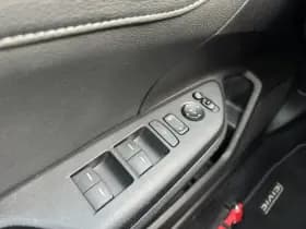 Honda Civic 5dr Civic 1.0 i-VTEC Elegance Black Edition thumbnail 22