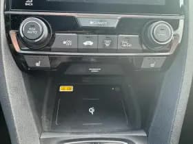 Honda Civic 5dr Civic 1.0 i-VTEC Elegance Black Edition thumbnail 23