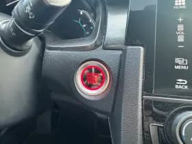 Honda Civic 5dr Civic 1.0 i-VTEC Elegance Black Edition thumbnail 28