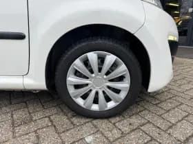 Peugeot 107 107 Active thumbnail 7