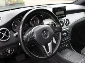 Mercedes-Benz CLA-Klasse 180 Ambition thumbnail 8