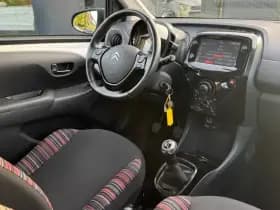 Citroën C1 VTi 72 Shine thumbnail 2