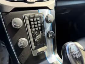 Volvo V40 T3 R-Design thumbnail 21