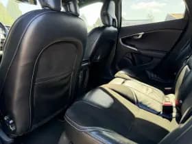 Volvo V40 T3 R-Design thumbnail 9