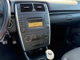 Mercedes-Benz B-Klasse B180 B 180 BlueEFFICIENCY thumbnail 18