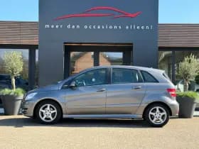 Mercedes-Benz B-Klasse B180 B 180 BlueEFFICIENCY thumbnail 3