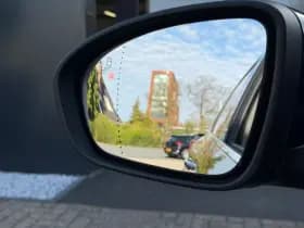 Renault Mégane Mégane Estate TCe 140 Limited thumbnail 24