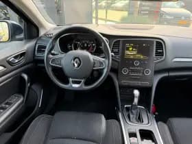 Renault Mégane Mégane Estate TCe 140 Limited thumbnail 8