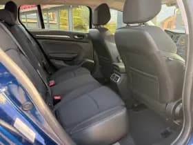 Renault Mégane Mégane Estate TCe 140 Limited thumbnail 9