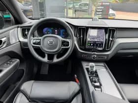 Volvo XC60 thumbnail 2