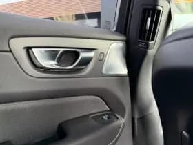 Volvo XC60 thumbnail 19
