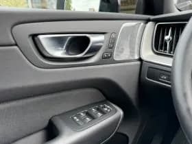 Volvo XC60 thumbnail 27