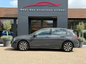 Volkswagen Golf thumbnail 3