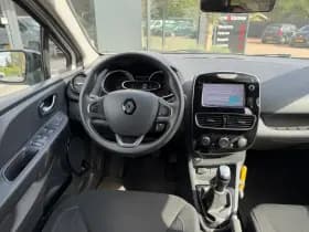 Renault Clio thumbnail 9