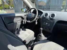 Ford Fusion thumbnail 2