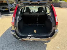 Ford Fusion thumbnail 10