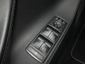 Tesla Model S thumbnail 15