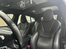 Tesla Model S thumbnail 17