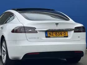 Tesla Model S thumbnail 25
