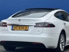 Tesla Model S thumbnail 26