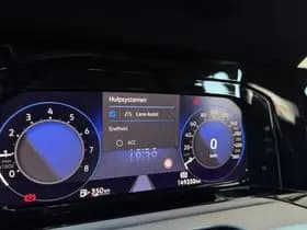 Volkswagen Golf thumbnail 11