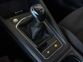 Volkswagen Golf thumbnail 19