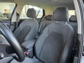 Volkswagen Golf thumbnail 28