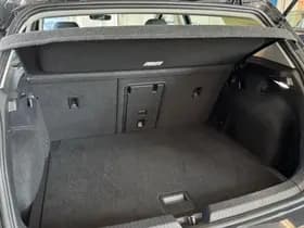 Volkswagen Golf thumbnail 30